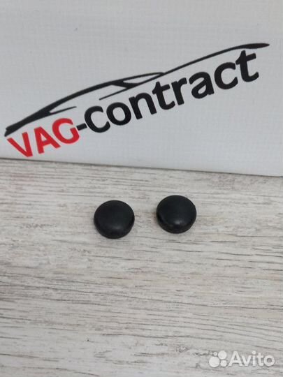 Крышка поводка стеклоочистителя Volkswagen Polo