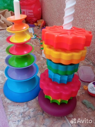 Развивающие пирамидки