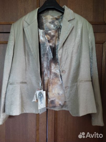 Нарядное платье