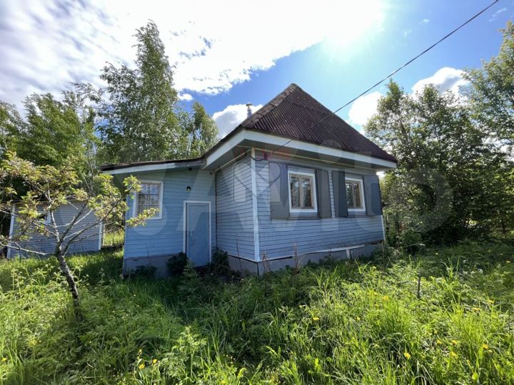 Дом 35,7 м² на участке 4,4 сот.