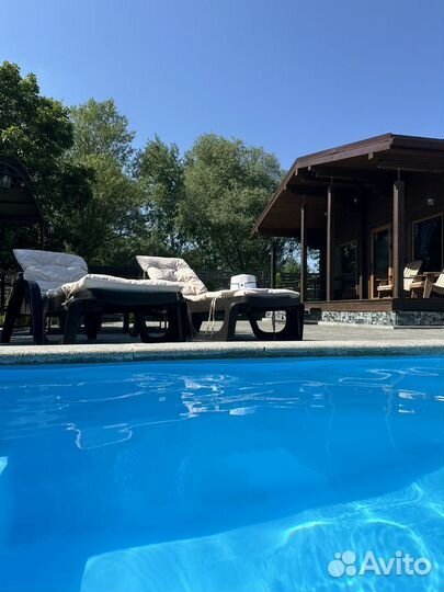 Дом с бассейном посуточно