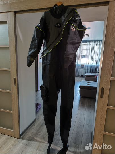Сухой костюм для дайвинга TLS350