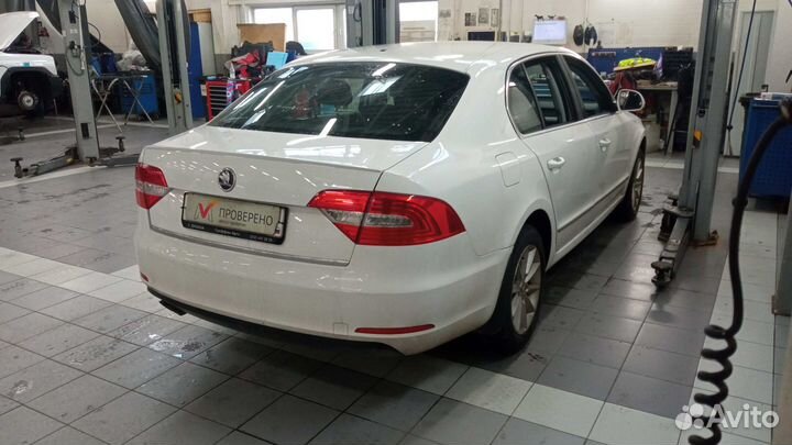 Skoda Superb 1.8 AMT, 2013, 175 715 км