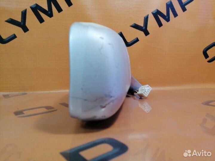 Зеркало правое Toyota Camry SV40 3S-FE