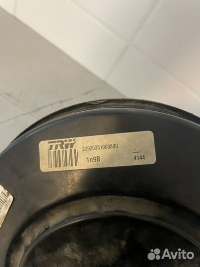 Вакуумный усилитель тормозов TRW
