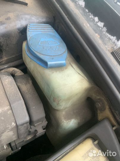 Бачок омывателя Volkswagen Passat B5