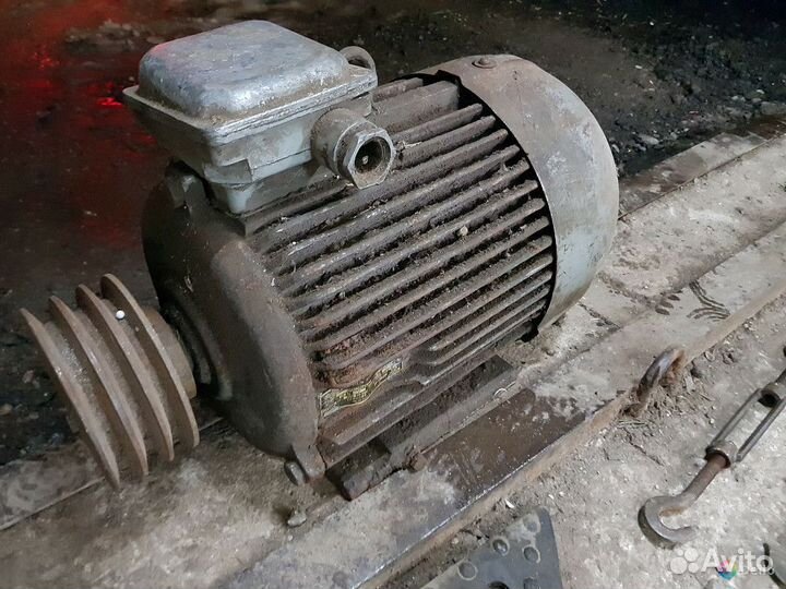 Электродвигатель