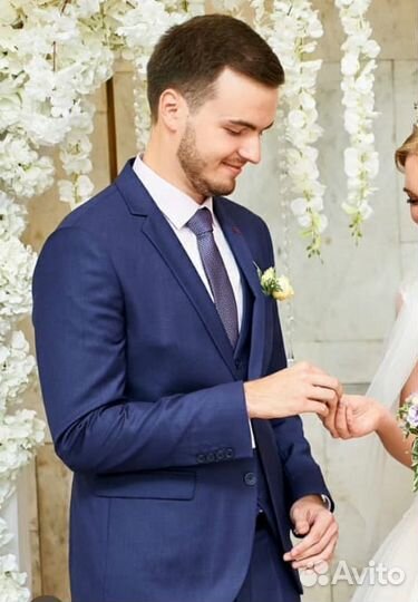 Костюм тройка мужской 54