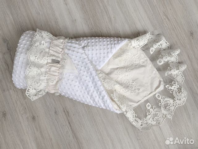 Конверт на выписку весенний