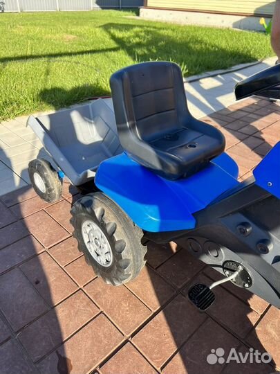 Трактор детский