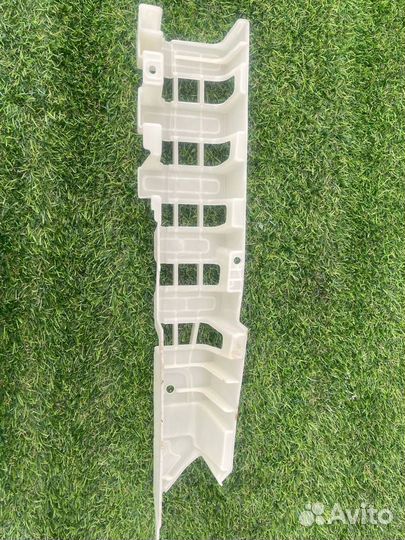 Кронштейн (крепление) Tesla Model X 2018