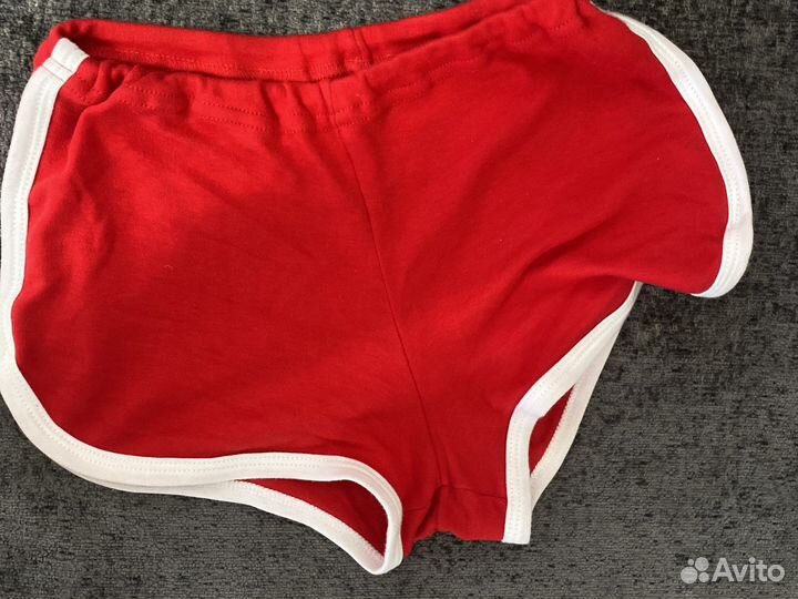 Шорты красные