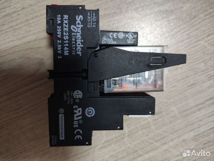 Колодка, реле, модуль варистора