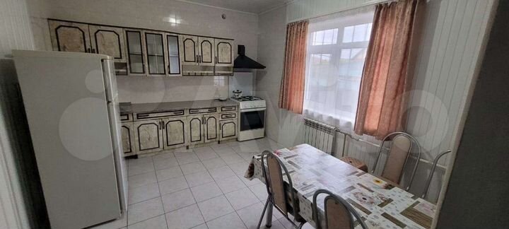 2-к. квартира, 56 м², 2/3 эт.