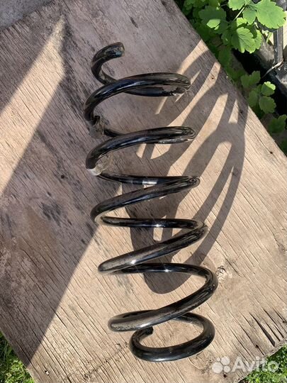 Пружина амортизатора