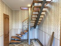 Лестница в дом на монокосоуре № 50