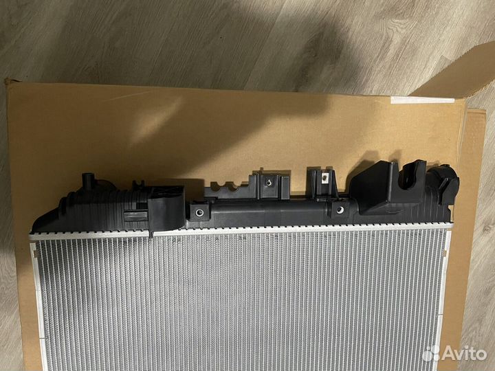 Радиатор охлаждения Dodge Ram 1500 19-24г