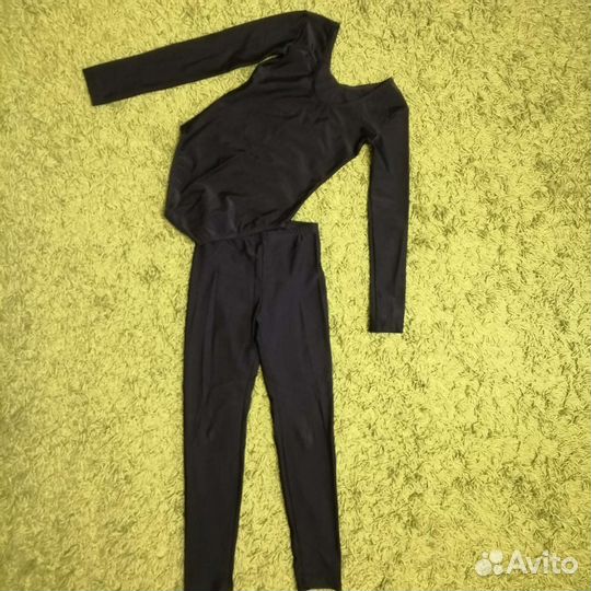 Лосины и купальник для гимнастики