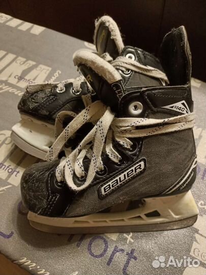 Хоккейные коньки bauer