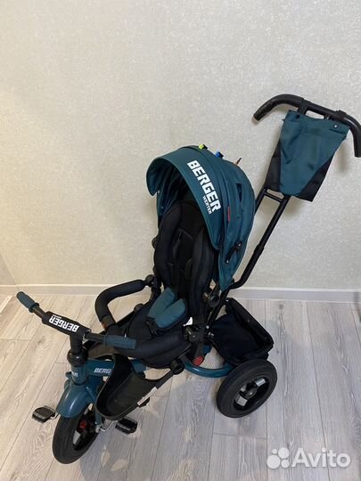 Трехколесный велосипед с родительской ручкой