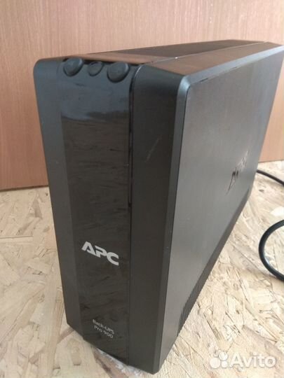 Ибп APC Back-UPS Pro 900 с АКБ