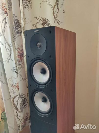 Колонки jamo s526