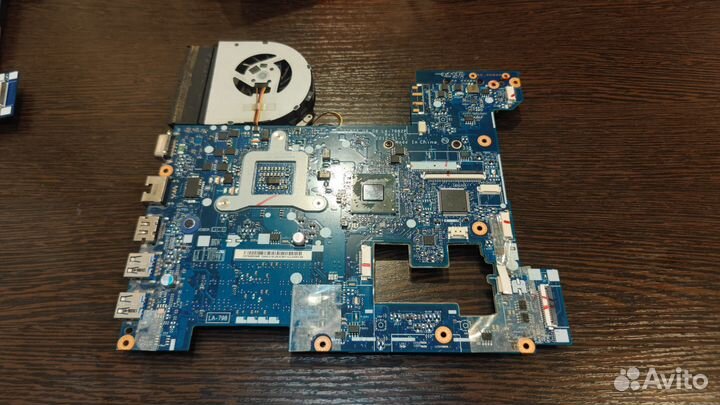 Корпус Lenovo G580, 20150. И другие запчасти