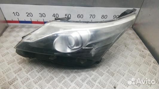 Фара левая toyota avensis T27 (YBE15MR01)