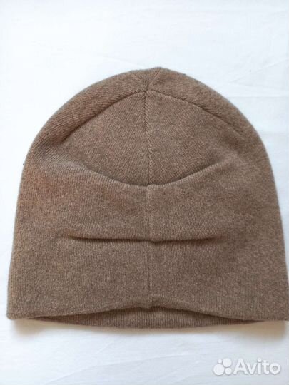 Шапка демисезон со стразами на флисовом подкладе