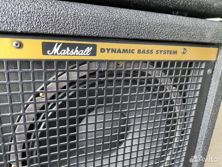 Басовый кабинет Marshall