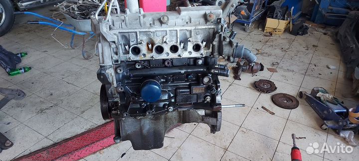 Двигатель K7M 812 Рено Логан Сандеро Ларгус