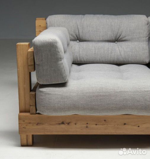 Диван из массива дерева ручной работы