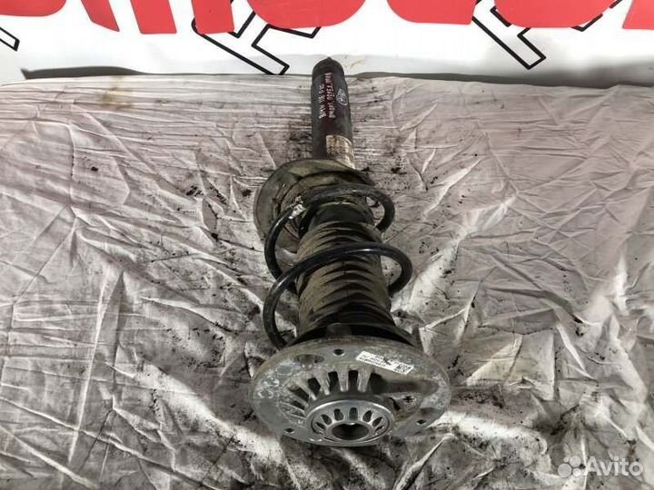 Амортизатор передний правый Bmw 1-Series F20 До