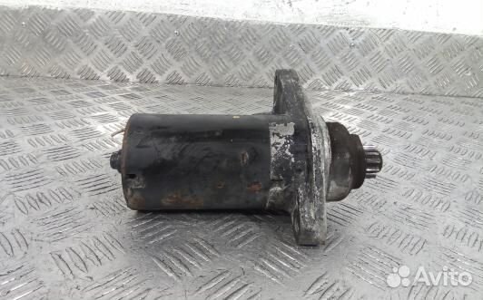 Стартер бензиновый volkswagen golf 5 (GDN05DF01)