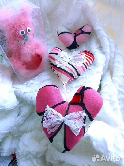 Игрушки на день влюблённых