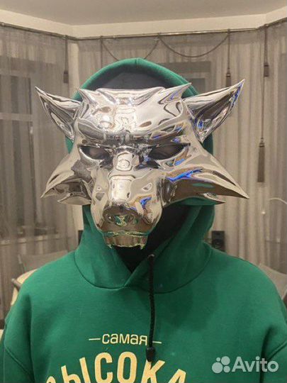 Маска волка хром