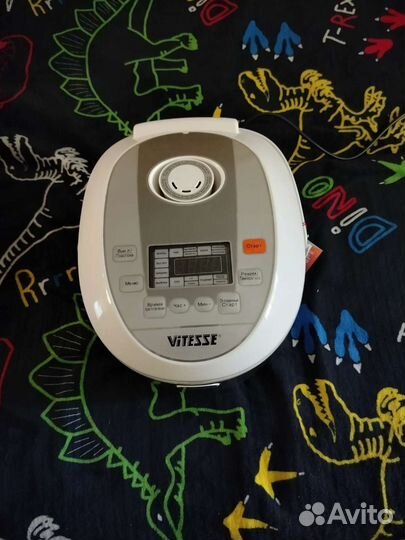 Мультиварка новая