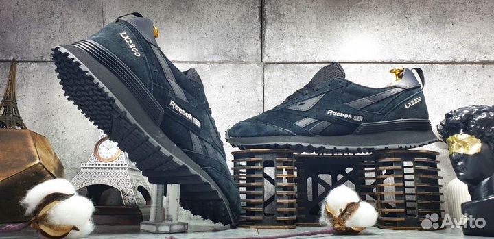 Кроссовки мужские Reebok LX2200