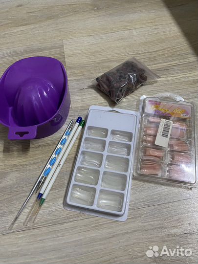 Для наращивания ногтей