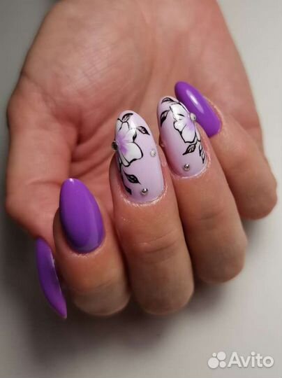 Маникюр и педикюр