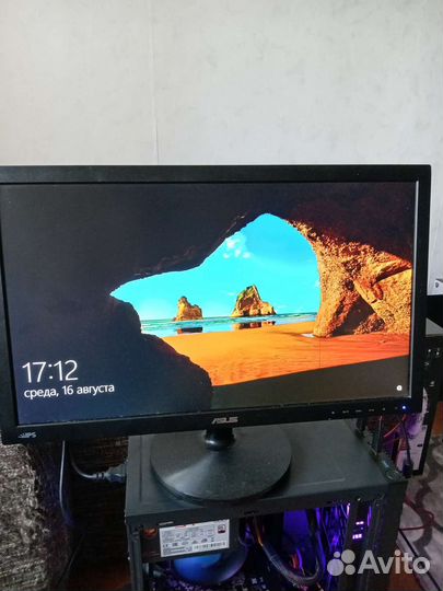 Монитор Asus 24