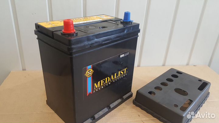Аккумулятор Medalist 46B19R на матиз