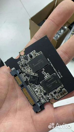 SSD диск Kingston KC600 512 Gb