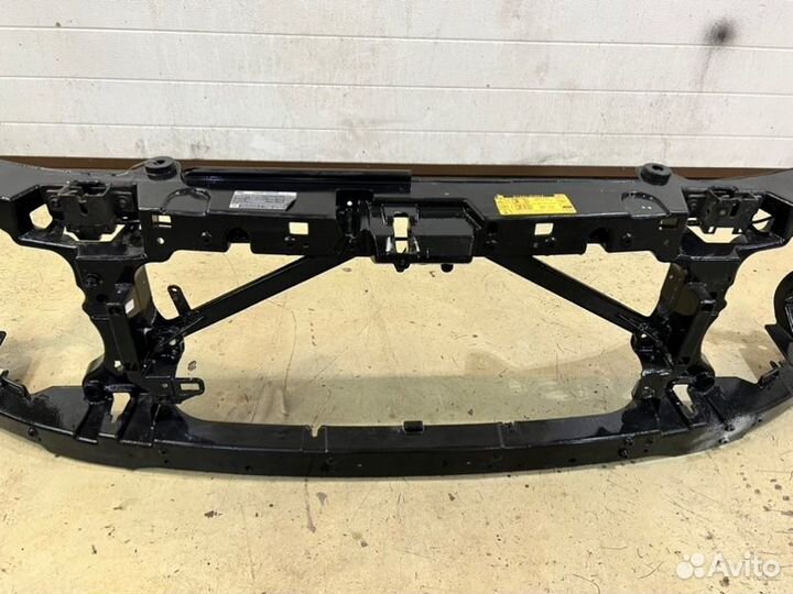 Телевизор передний Land Rover Discovery 4