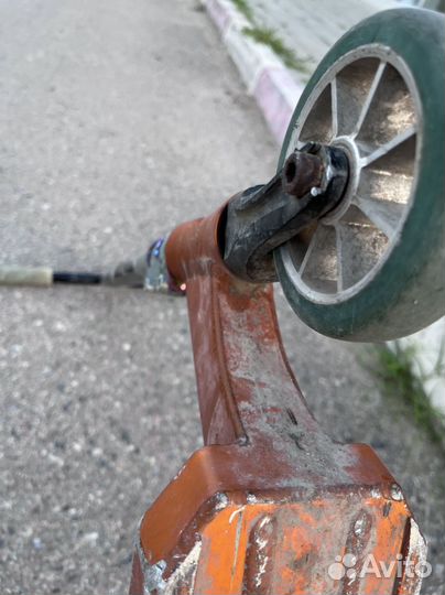 Кастомный трюковой самокат