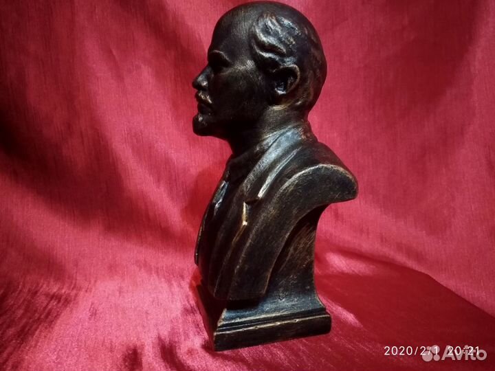 Продаю бюст Ленина