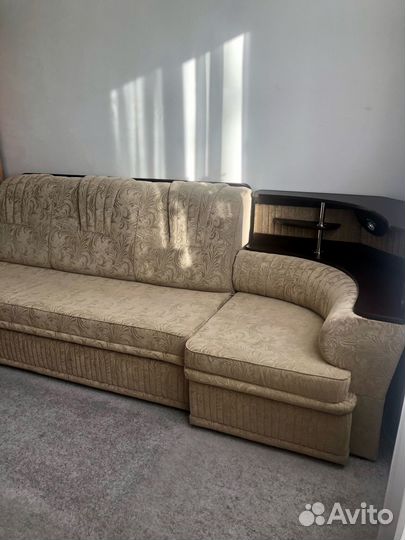 Продам диван в хорошем состоянии