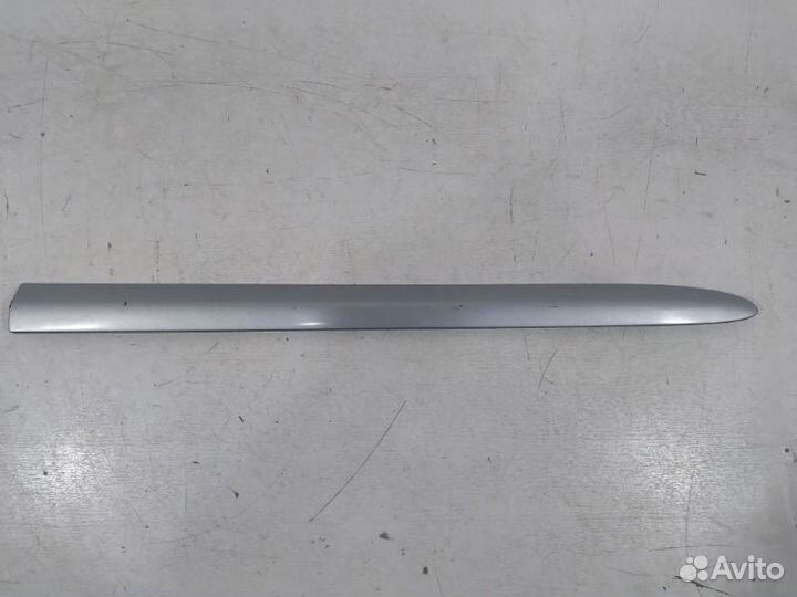 Молдинг двери передний правый Nissan Almera N16