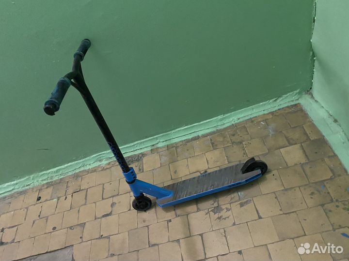 Трюковой самокат