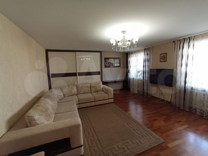 3-к. квартира, 103 м², 5/10 эт.